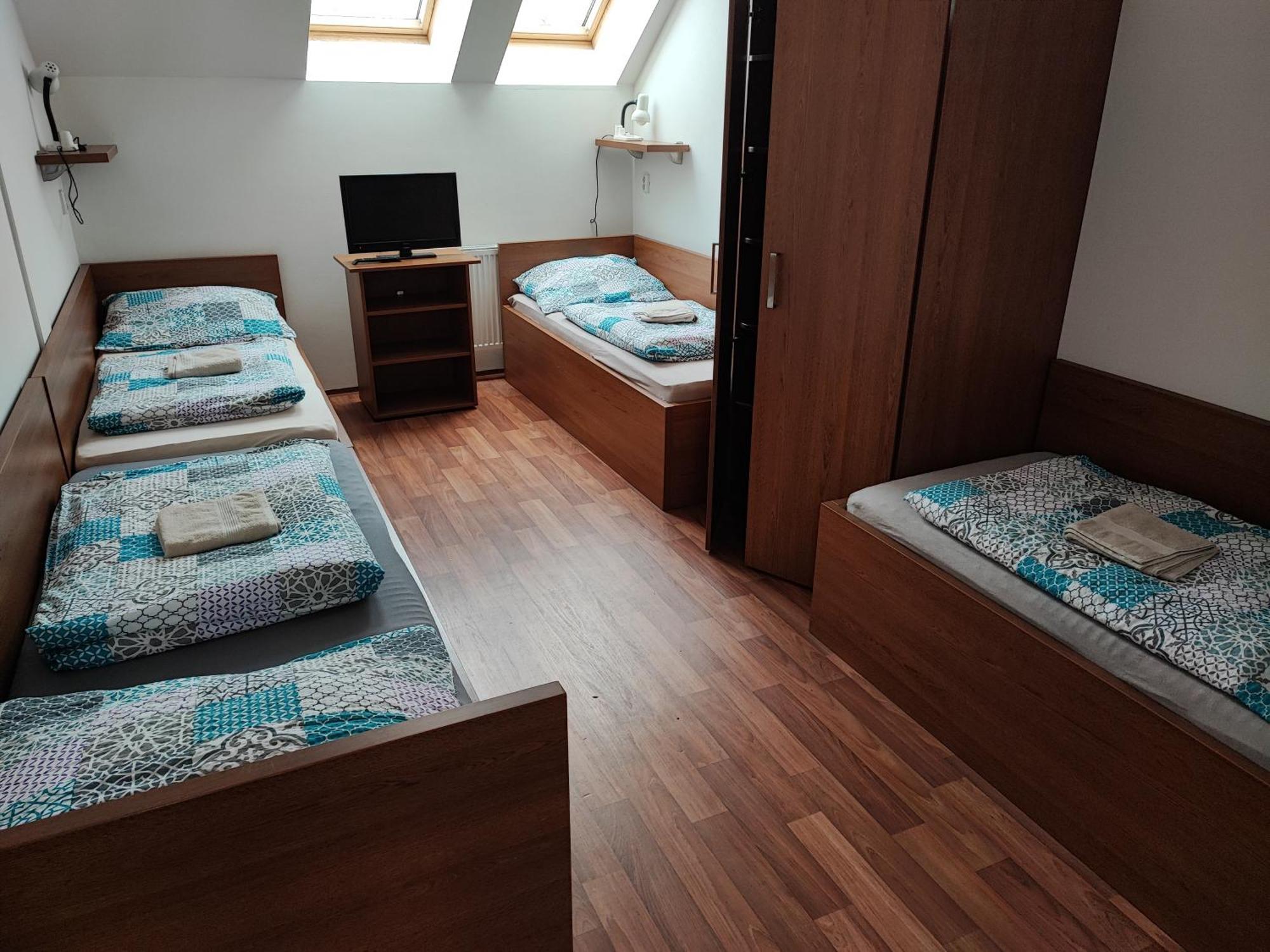 Pivovar Pod Lipou Kysice Buitenkant foto